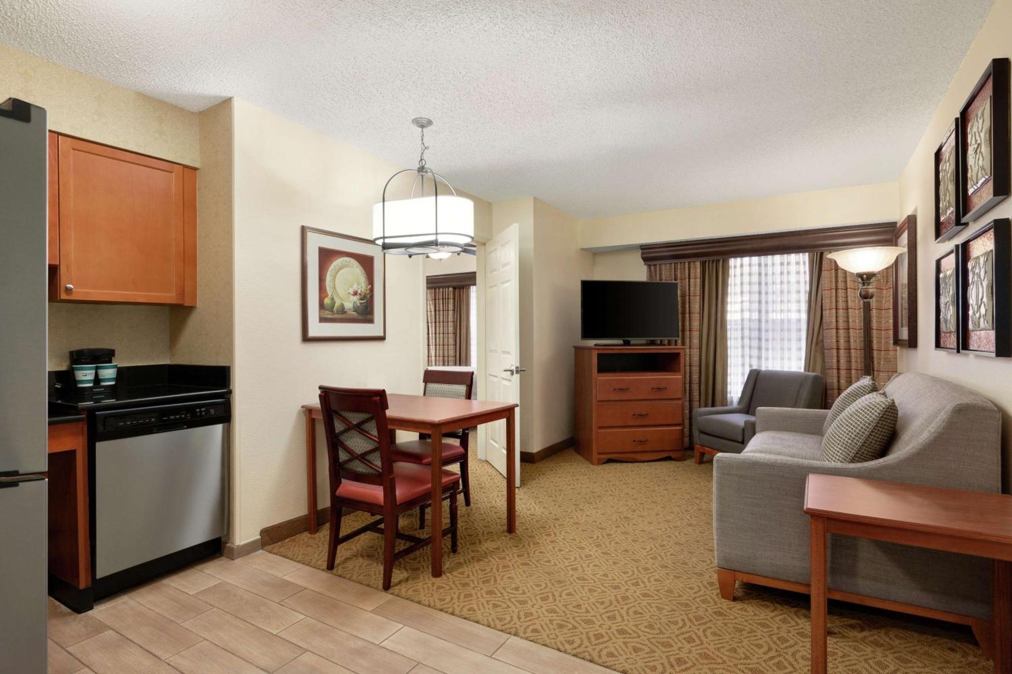 Homewood Suites By Hilton Dallas-Park Central Area Экстерьер фото